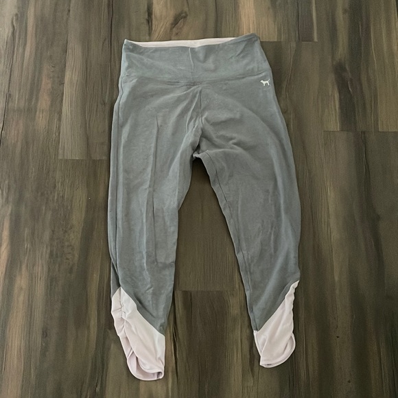 PINK cropped leggings - Picture 2 of 8